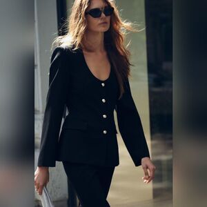 NWT ZARA ROUND NECK BLACK BLAZER